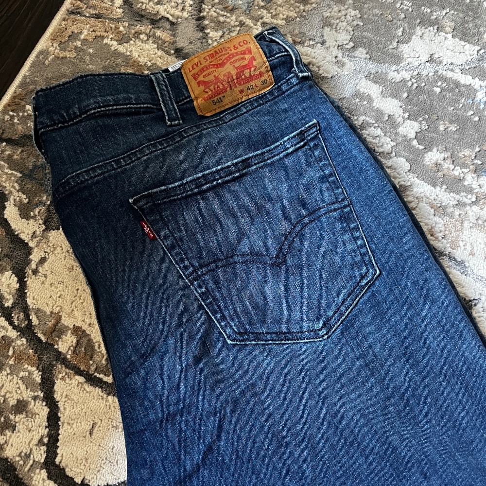 Men’s Levi’s 541 size 42x30